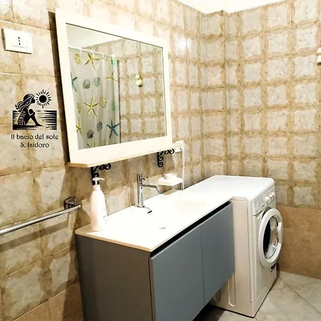 Il Bacio Del Sole - S. Isidoro